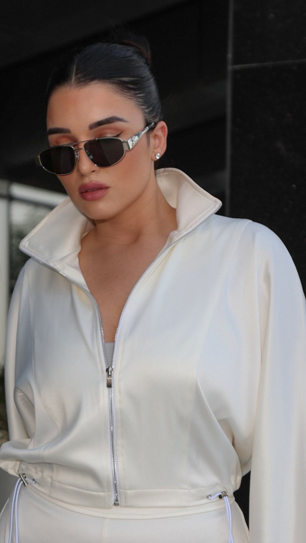 IZZA JACKET GLOSSY PEARL
